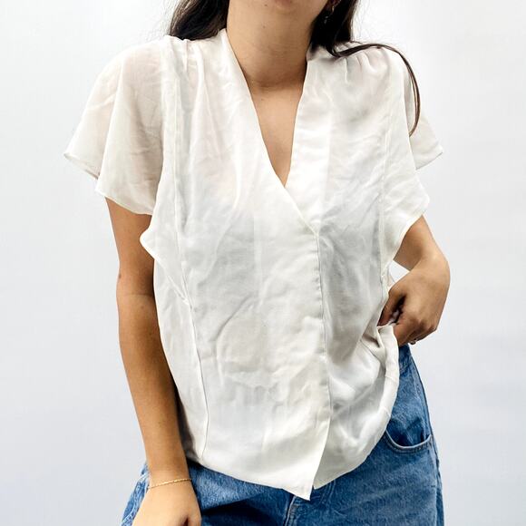 Go Silk white flutter sleeve silk flowy blouse - Picture 3 of 7